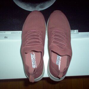 SKETCHERS (BOBS) Memory Foam Pre-owned